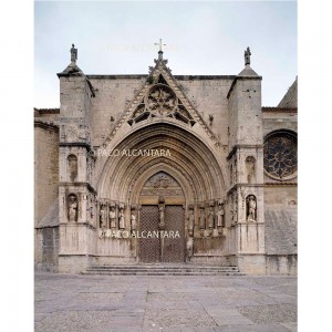 Puerta de los apóstoles. Basílica Arciprestal de Santa María